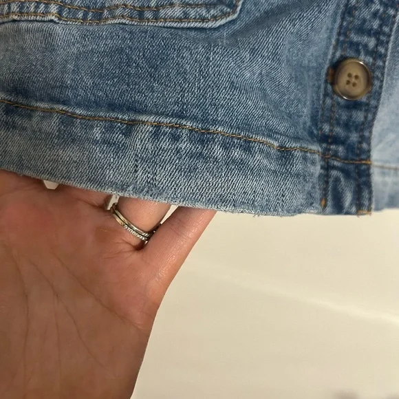 Pilcro Women’s Blue Denim Jacket - Picture 6 of 8